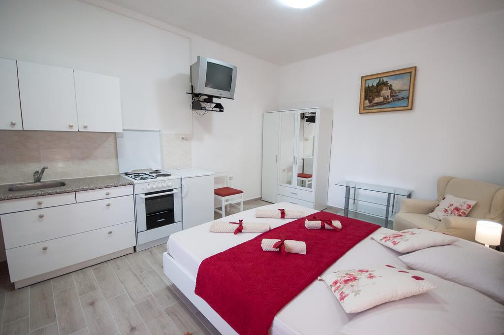 Apartments Srijemsi Mlini Room photo